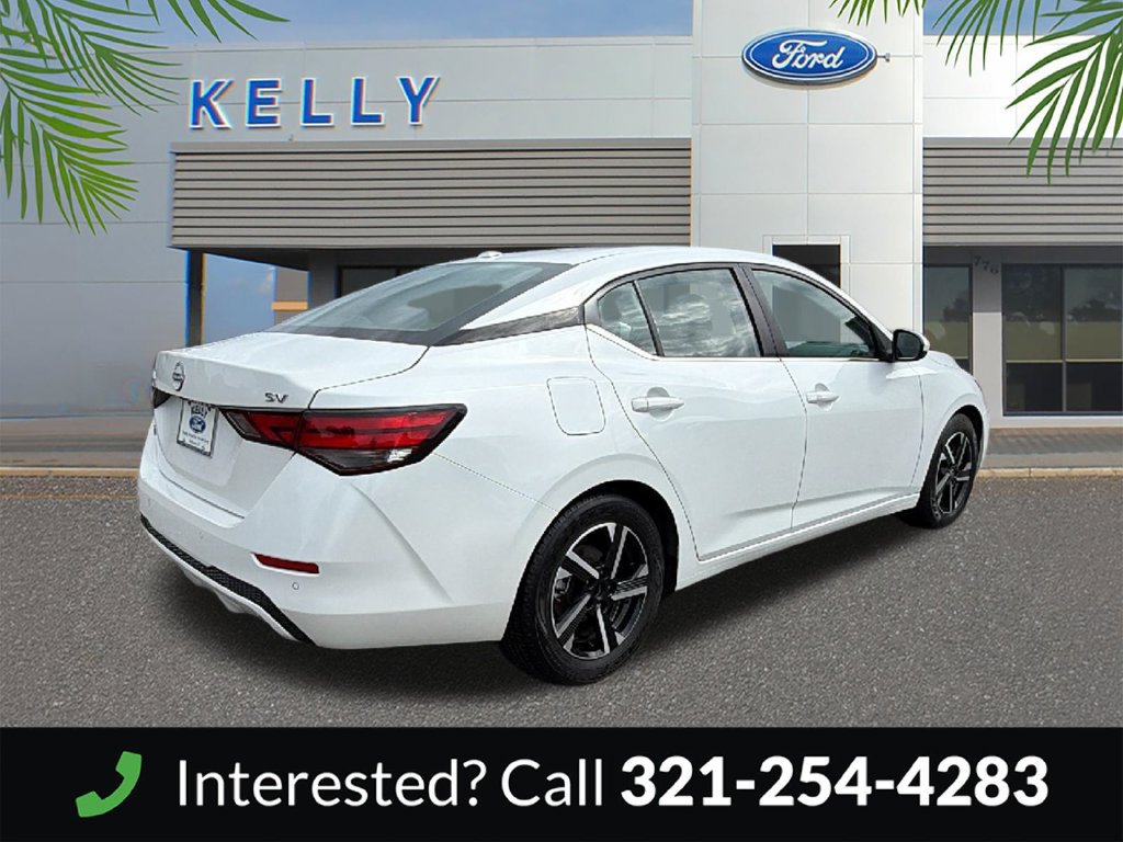 Used 2024 Nissan Sentra SV FWD image 5