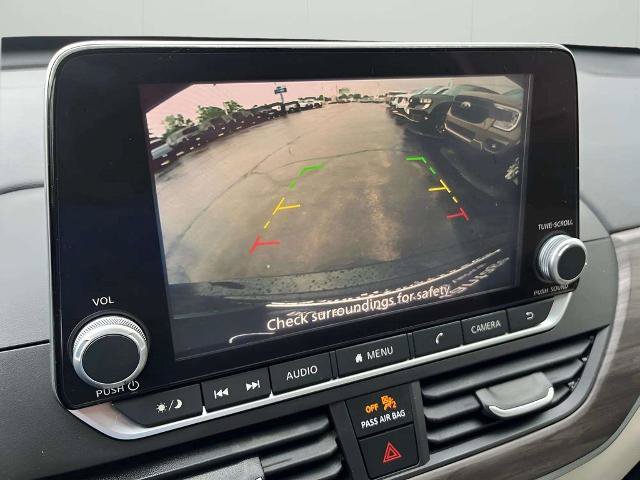 Used 2025 Nissan Altima 2.5 SV FWD image 27
