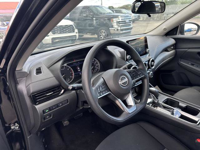 Used 2025 Nissan Sentra SV FWD image 16