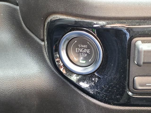 Used 2025 Chevrolet Silverado 1500 LT w/ Safety Package image 20