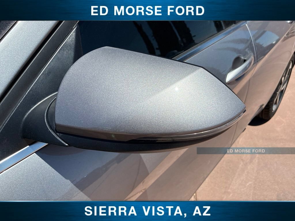 Used 2023 Hyundai Elantra Limited FWD image 5