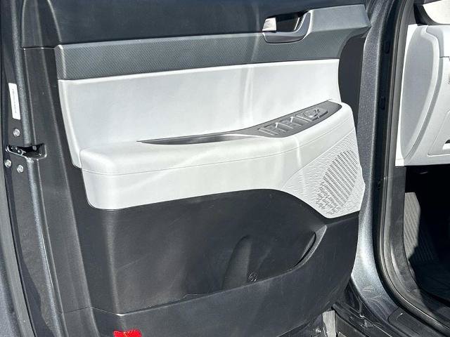 Used 2025 Hyundai Palisade SEL FWD image 28