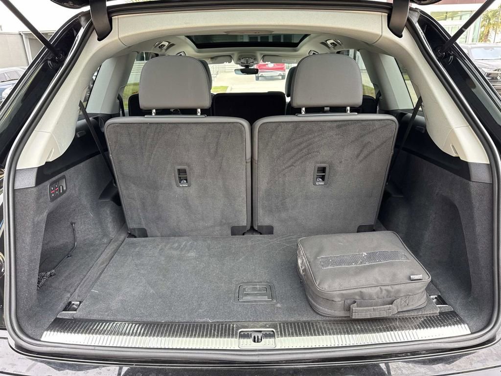 Used 2023 Audi Q7 3.0T Premium Plus w/ Premium Plus Package image 11