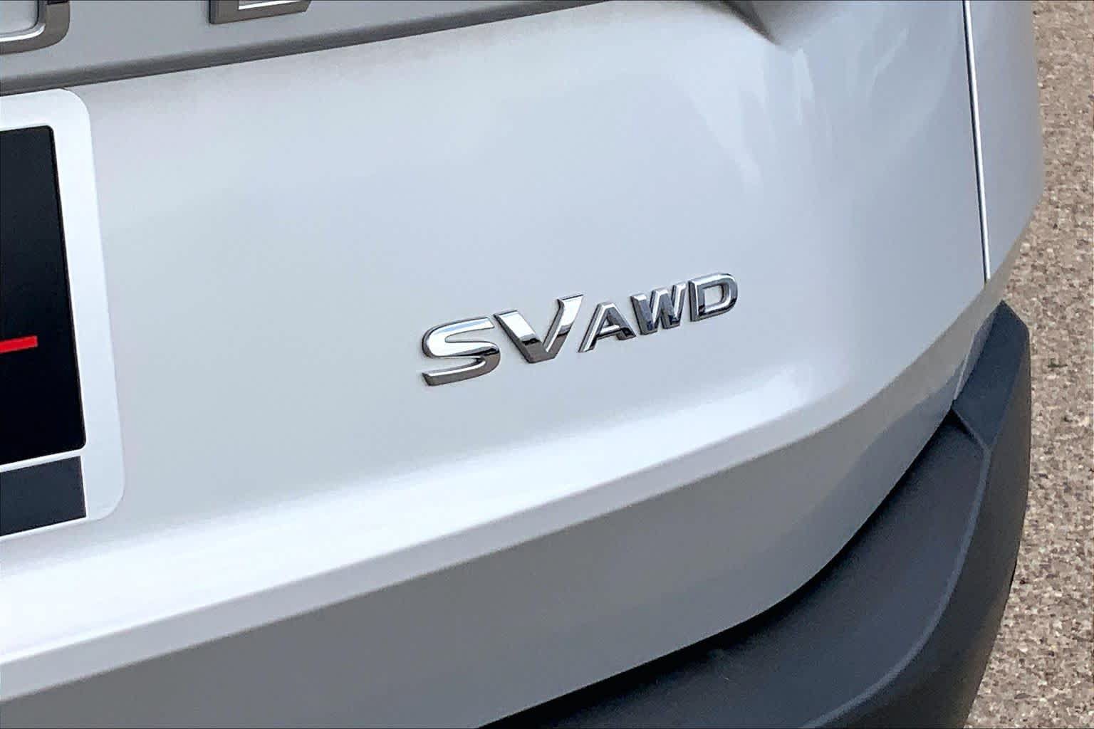 Used 2023 Nissan Rogue SV AWD/4WD image 10