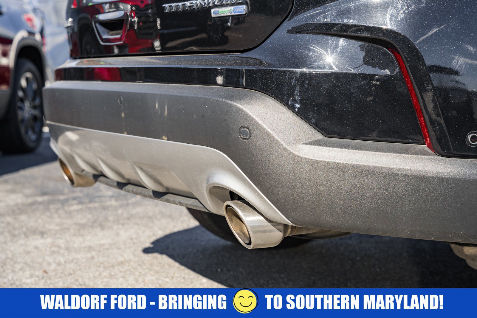 Certified 2020 Ford Edge Titanium w/ Equipment Group 301A image 6