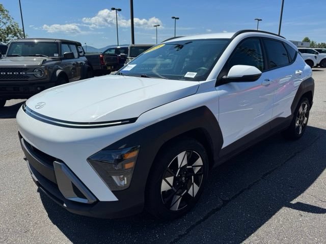 Used 2025 Hyundai Kona SEL FWD image 3