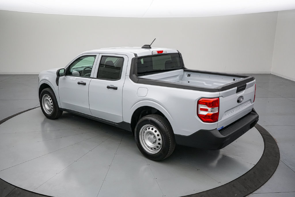 Certified 2025 Ford Maverick XL FWD image 7