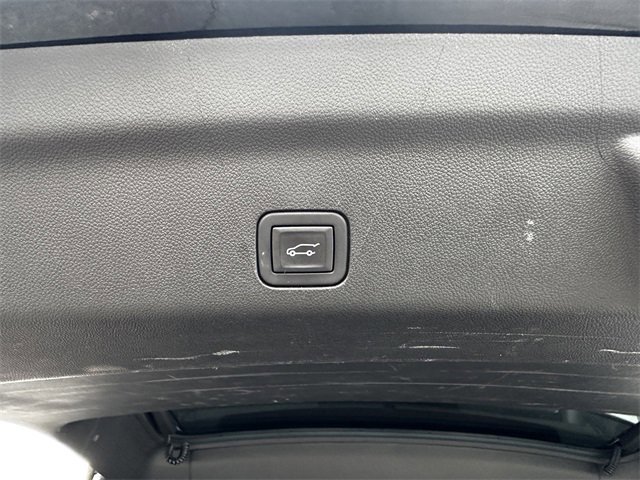 Used 2023 Cadillac Escalade Premium Luxury image 47