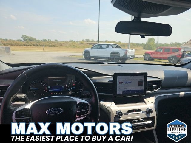 Certified 2023 Ford Explorer XLT w/ Equipment Group 202A image 16