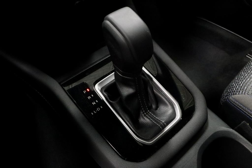 Used 2025 Subaru Forester Premium image 29