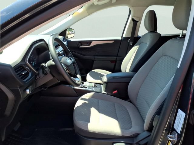 Certified 2022 Ford Escape SE w/ Cold Weather Package AWD/4WD image 15