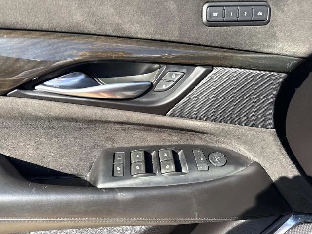 Used 2019 Cadillac Escalade Platinum image 21