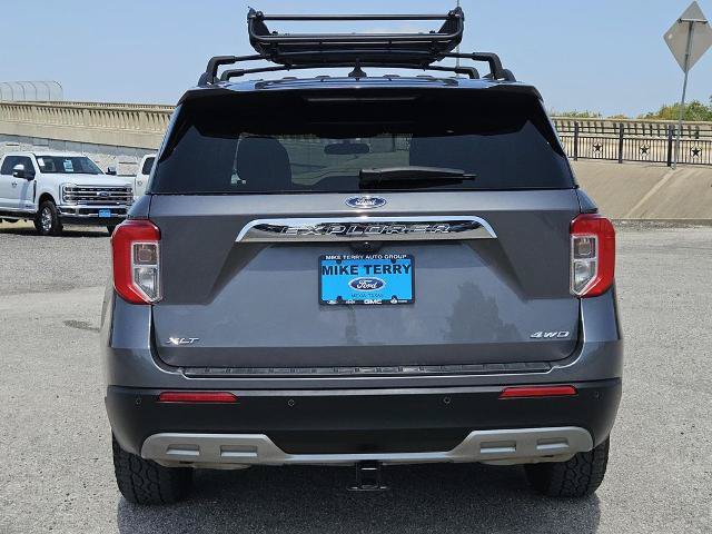Certified 2024 Ford Explorer XLT w/ Equipment Group 202A AWD/4WD image 5