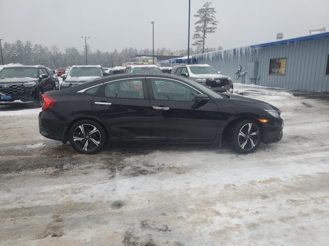 Used 2017 Honda Civic Touring image 6