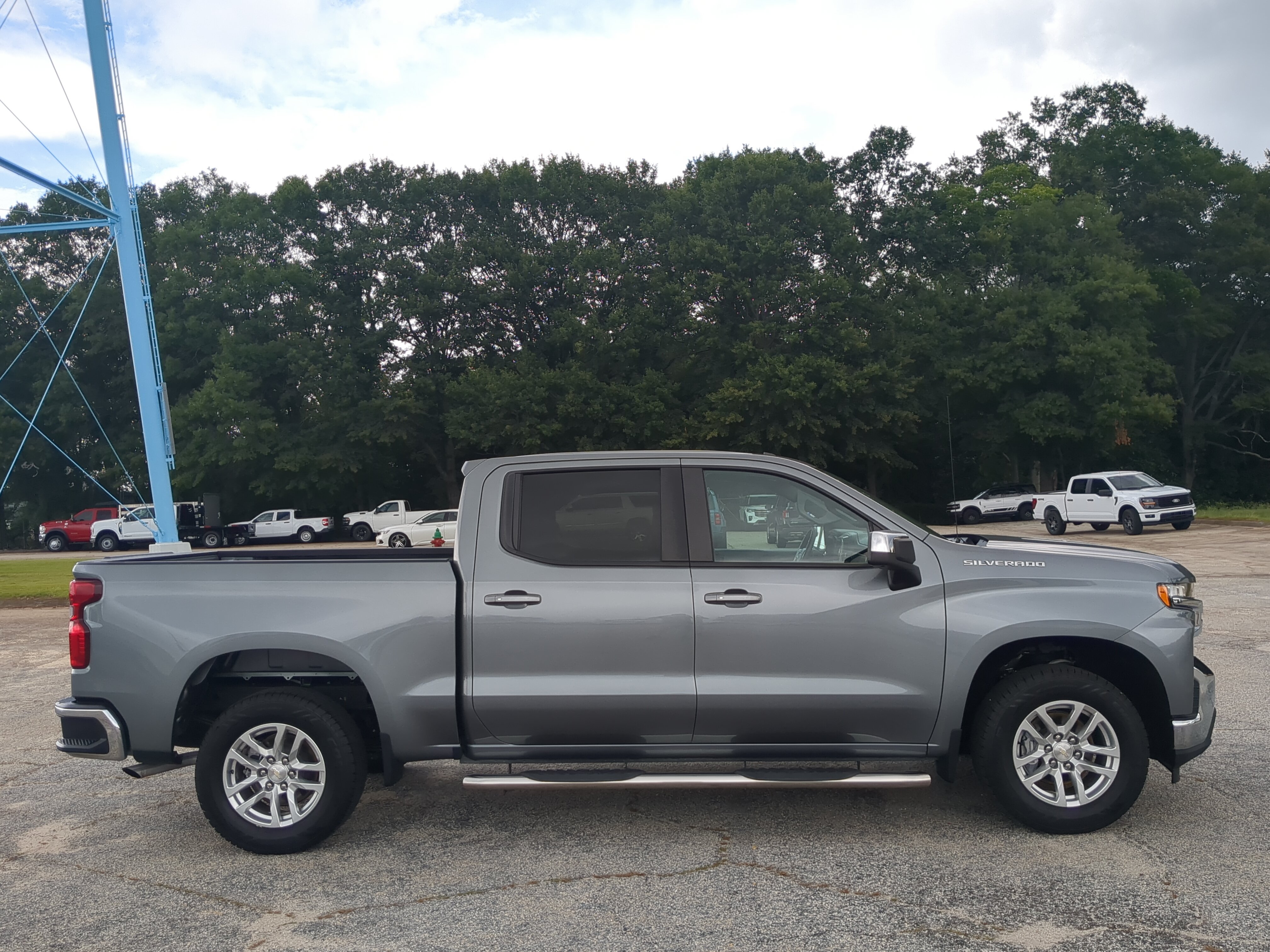 Used 2019 Chevrolet Silverado 1500 LT w/ All-Star Edition RWD image 2
