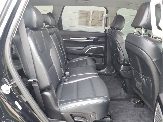 Used 2020 Kia Telluride LX AWD/4WD image 12