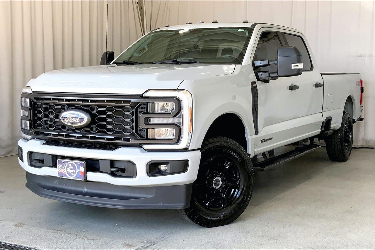 Certified 2025 Ford F350 XL w/ STX Appearance Package AWD/4WD image 12