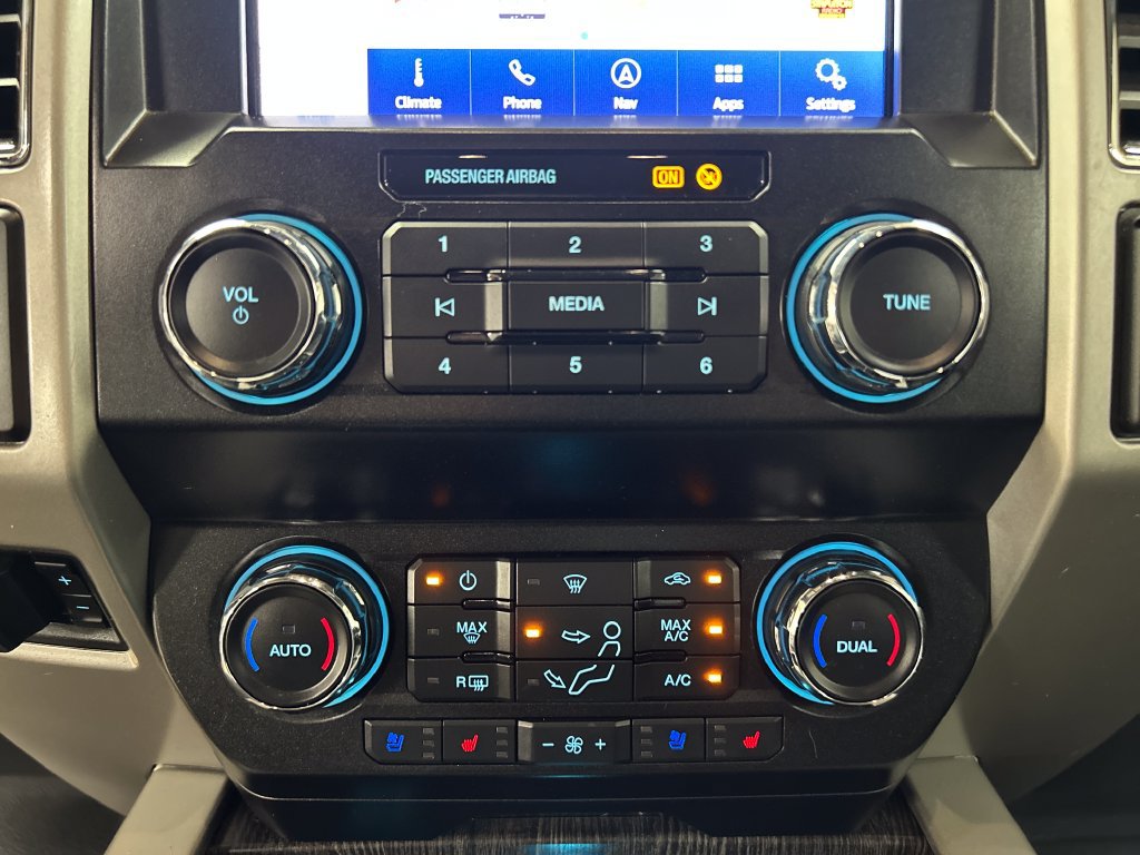 Certified 2021 Ford F250 Lariat w/ Lariat Value Package AWD/4WD image 26