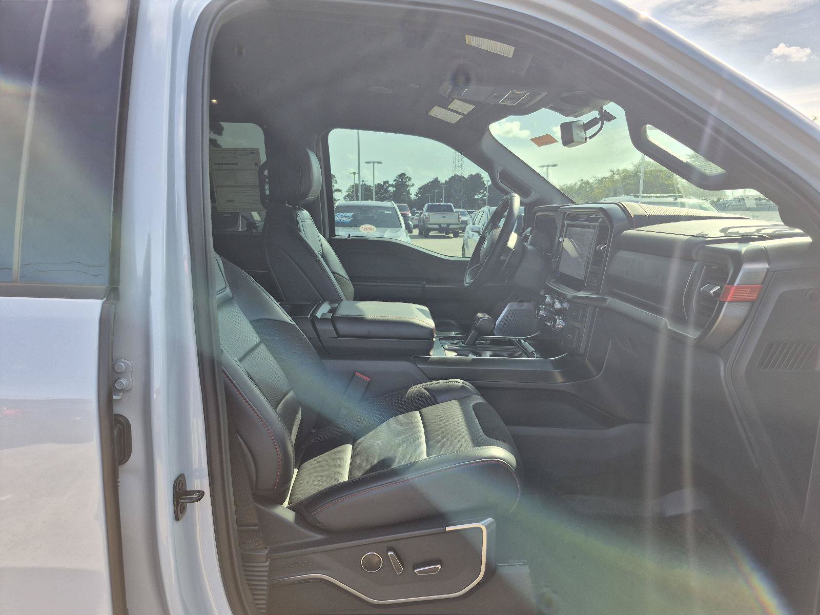 Certified 2025 Ford F150 Raptor AWD/4WD image 11