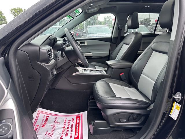 Certified 2023 Ford Explorer XLT w/ Equipment Group 202A AWD/4WD image 12