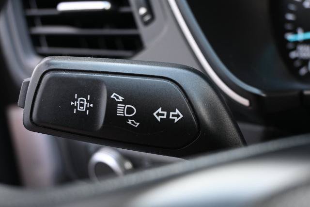 Certified 2020 Ford Escape SE FWD image 34