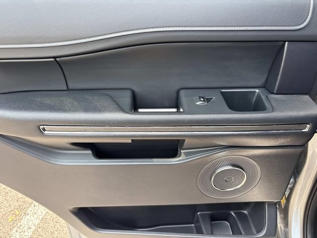 Certified 2024 Ford Expedition XLT AWD/4WD image 19