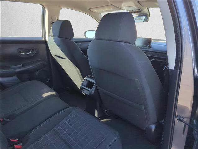 Used 2025 Honda HR-V LX image 21