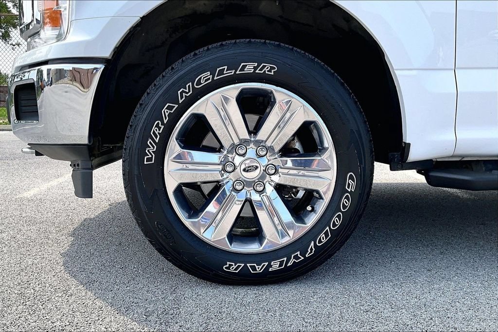 Certified 2018 Ford F150 XLT w/ Equipment Group 302A Luxury AWD/4WD image 9