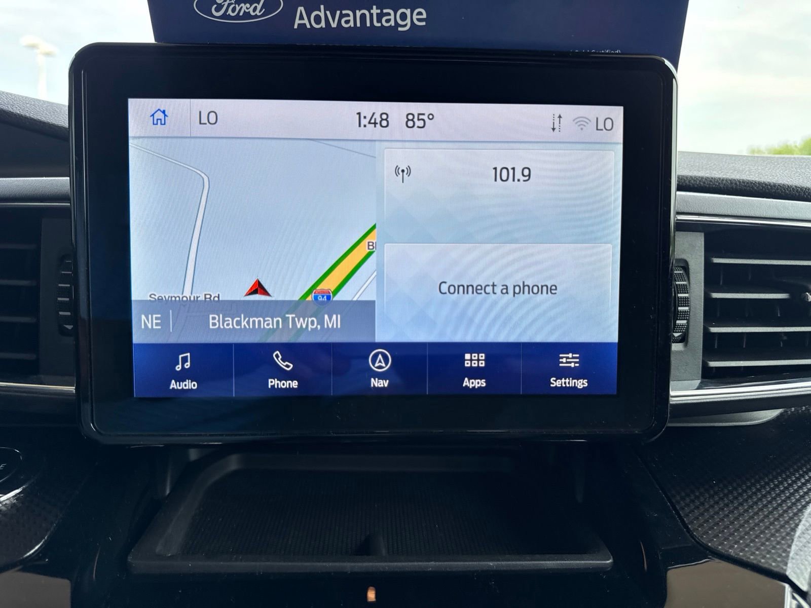 Certified 2024 Ford Explorer ST-Line w/ Class IV Trailer Tow Package AWD/4WD image 31