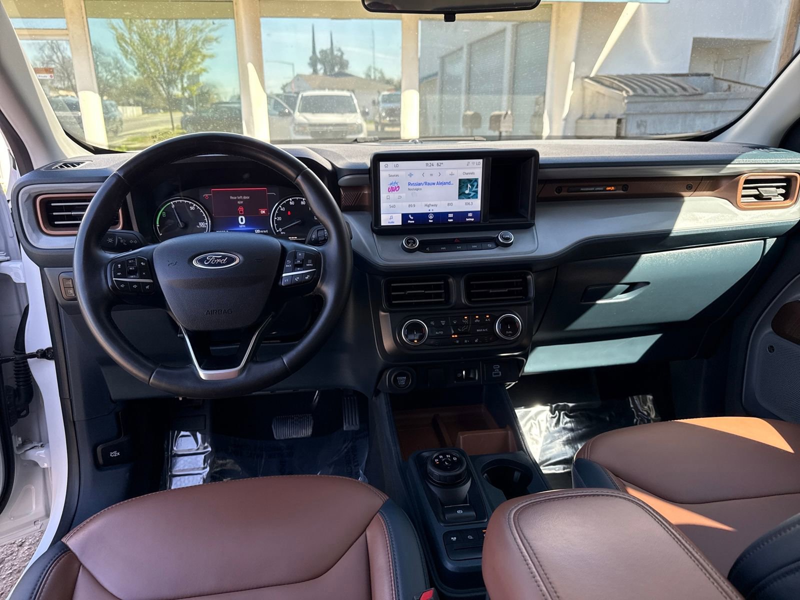 Certified 2024 Ford Maverick Lariat image 12