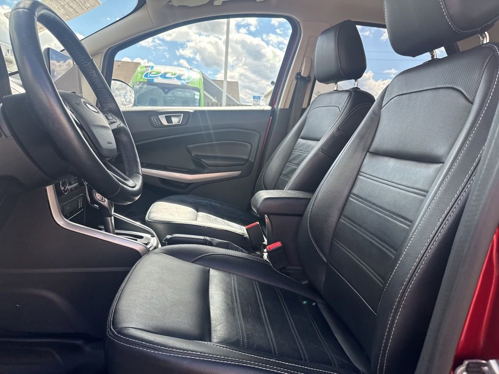 Certified 2020 Ford EcoSport Titanium AWD/4WD image 4