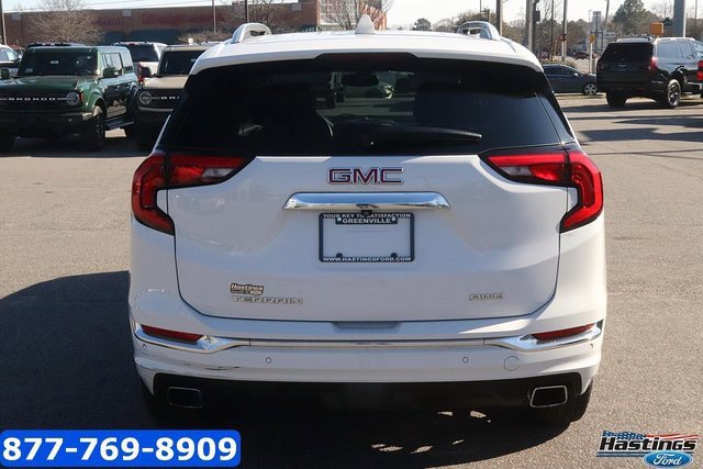 Used 2019 GMC Terrain Denali w/ Advanced Safety Package image 2