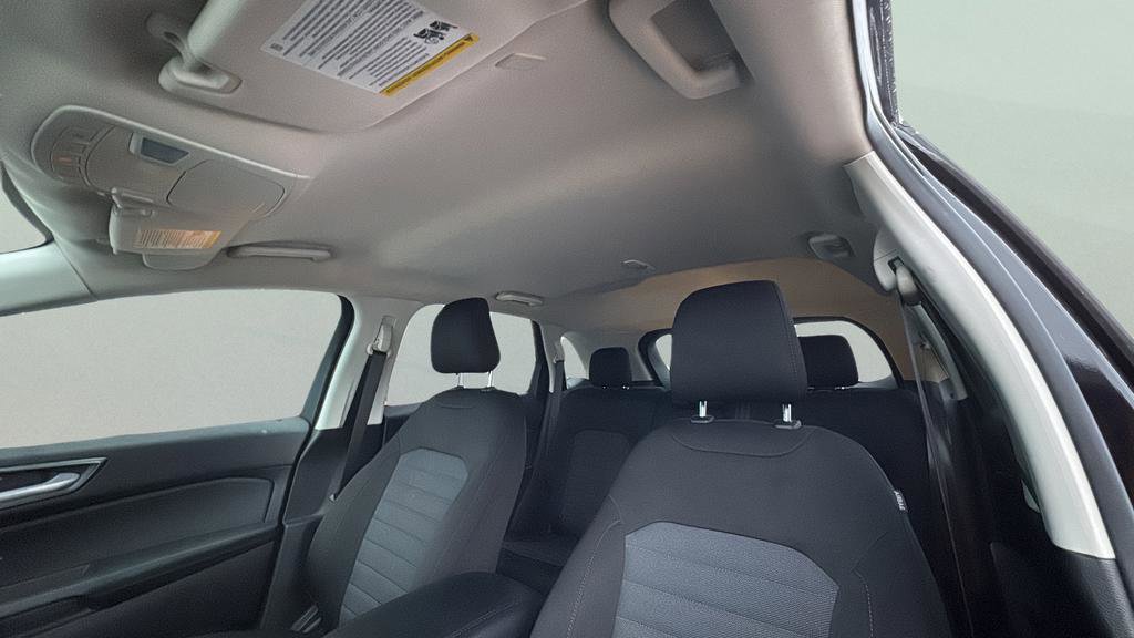 Certified 2024 Ford Edge SE w/ Black Appearance Package image 17