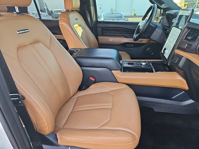 Certified 2022 Ford Expedition Platinum RWD image 10