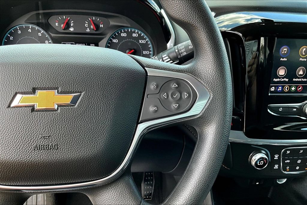 Used 2021 Chevrolet Traverse LS FWD image 14