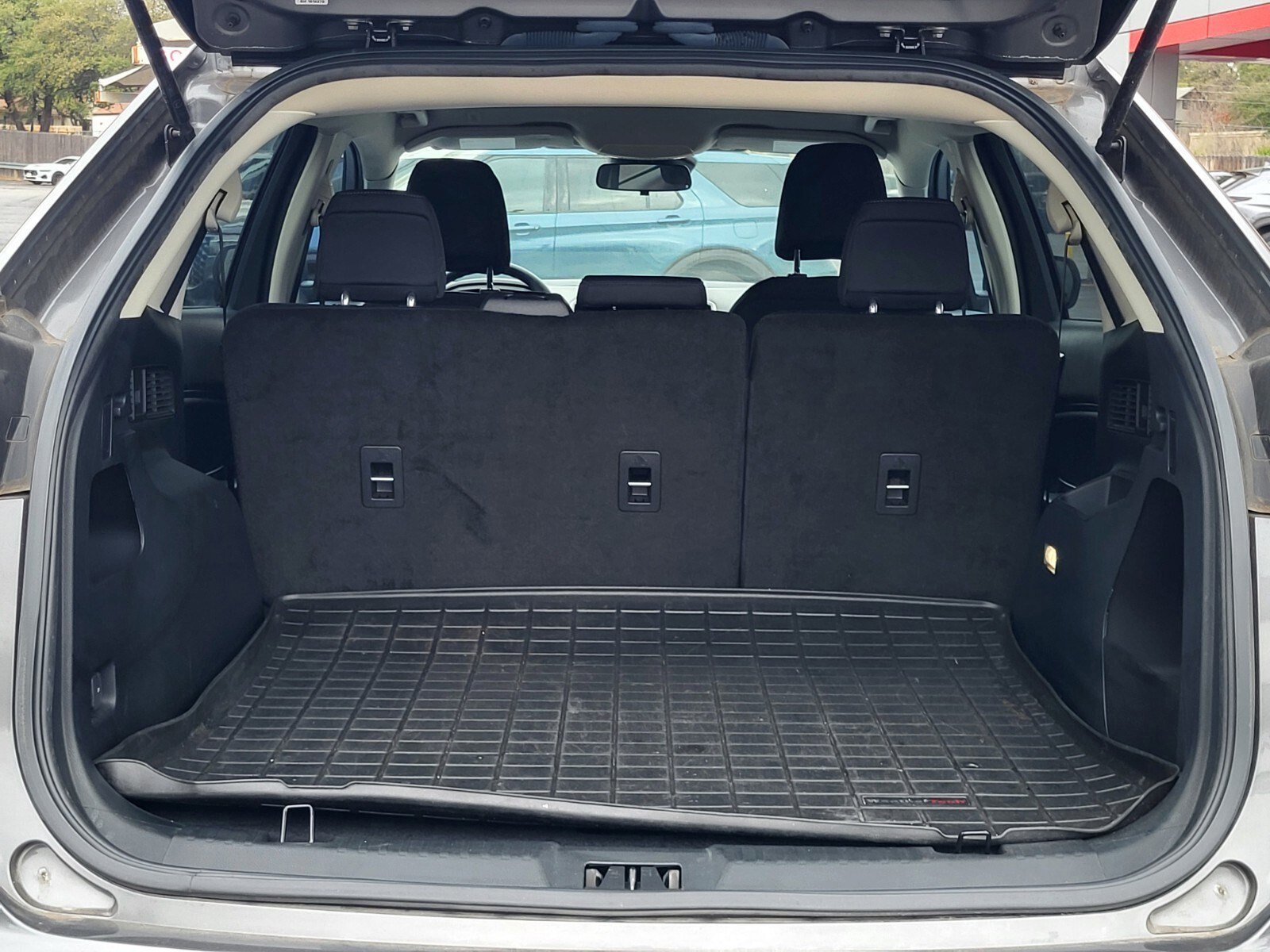 Certified 2022 Ford Edge SE image 31