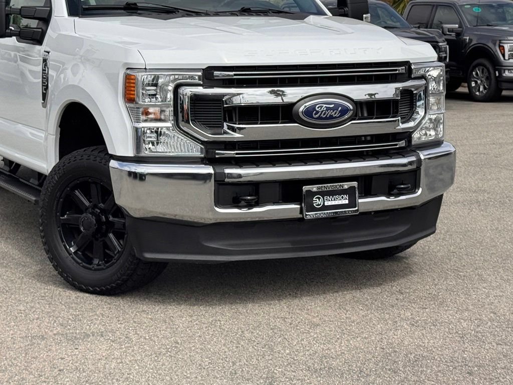 Certified 2022 Ford F250 XLT AWD/4WD image 3