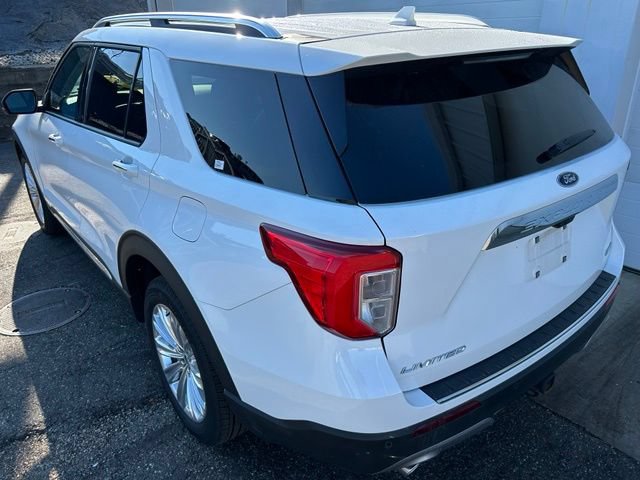 Certified 2023 Ford Explorer Limited w/ Limited Technology Package AWD/4WD image 4