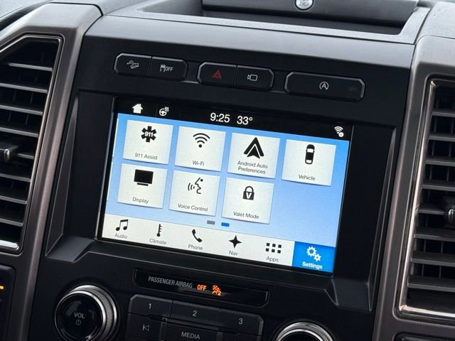 Certified 2018 Ford F150 Raptor w/ Equipment Group 802A Luxury image 23