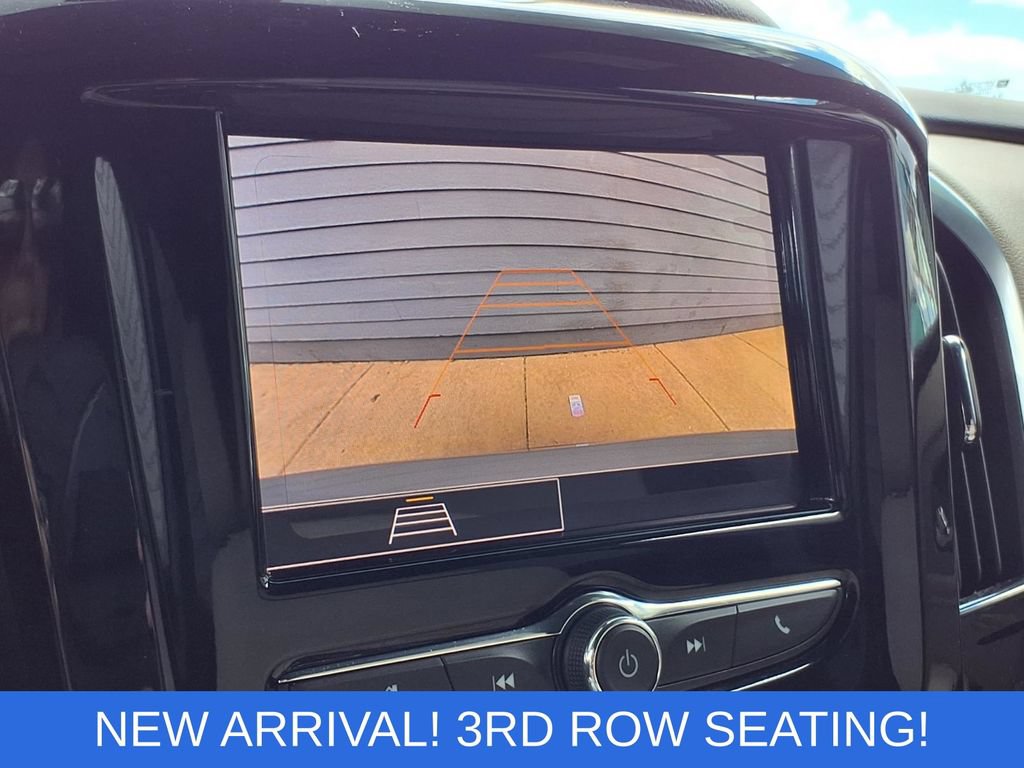 Used 2022 Chevrolet Traverse LS AWD/4WD image 8