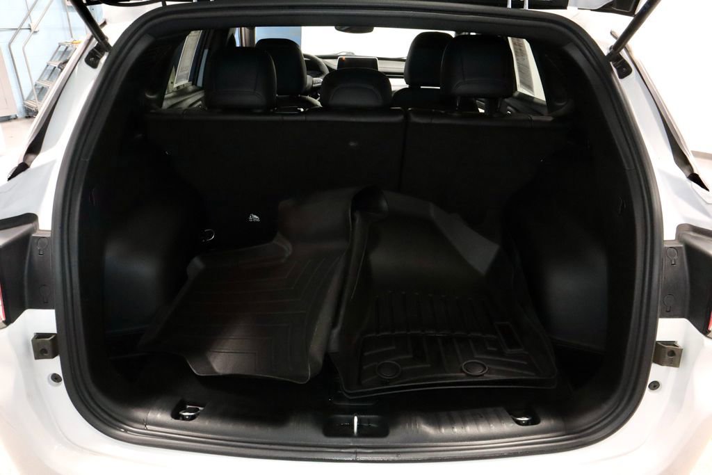 Used 2025 Jeep Compass Latitude image 13