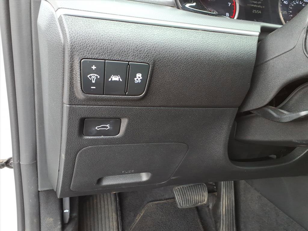 Used 2024 Kia K5 GT-Line AWD/4WD image 12
