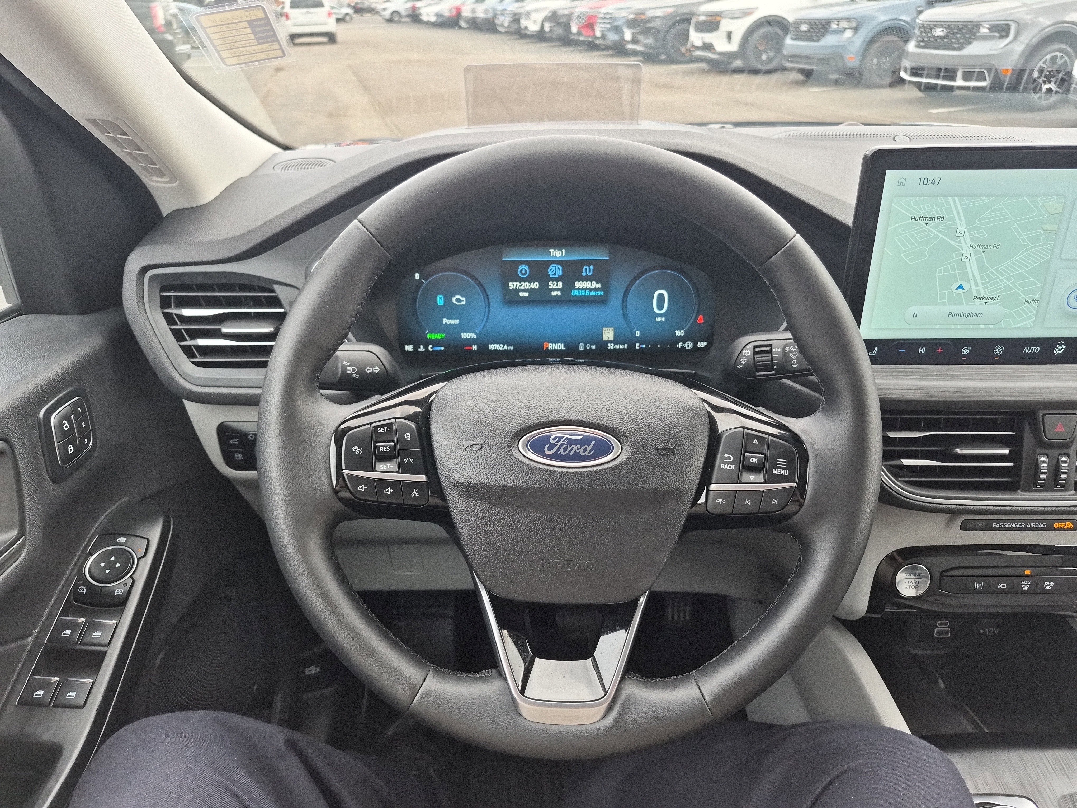 Certified 2025 Ford Escape PHEV w/ PHEV Premium Package image 26