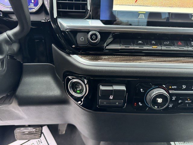 Used 2023 Chevrolet Silverado 1500 RST w/ Redline Edition image 19