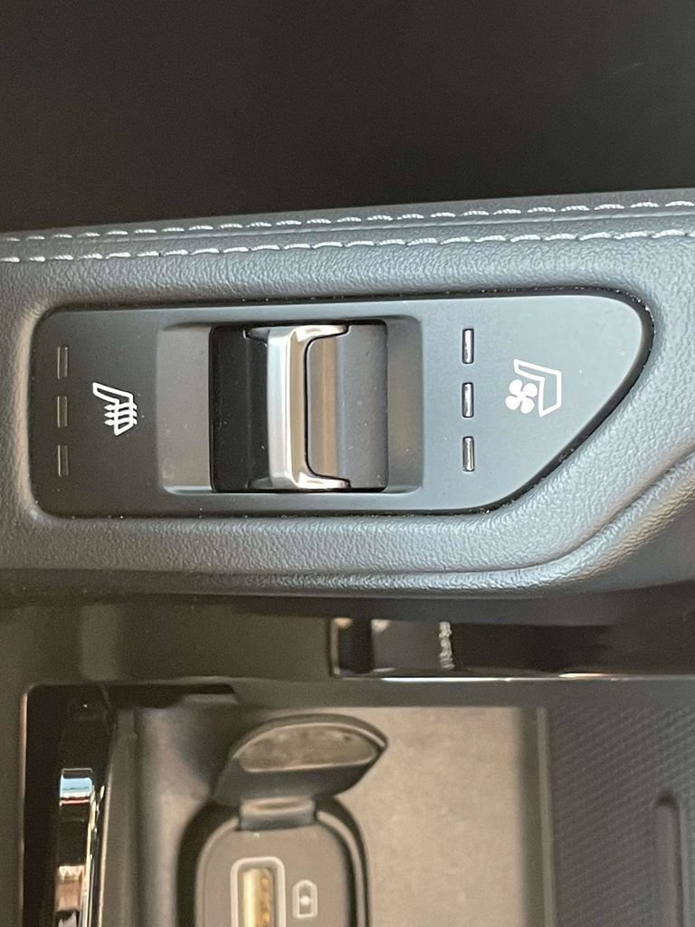 Used 2022 Kia Telluride SX w/ SX Prestige Package AWD/4WD image 19