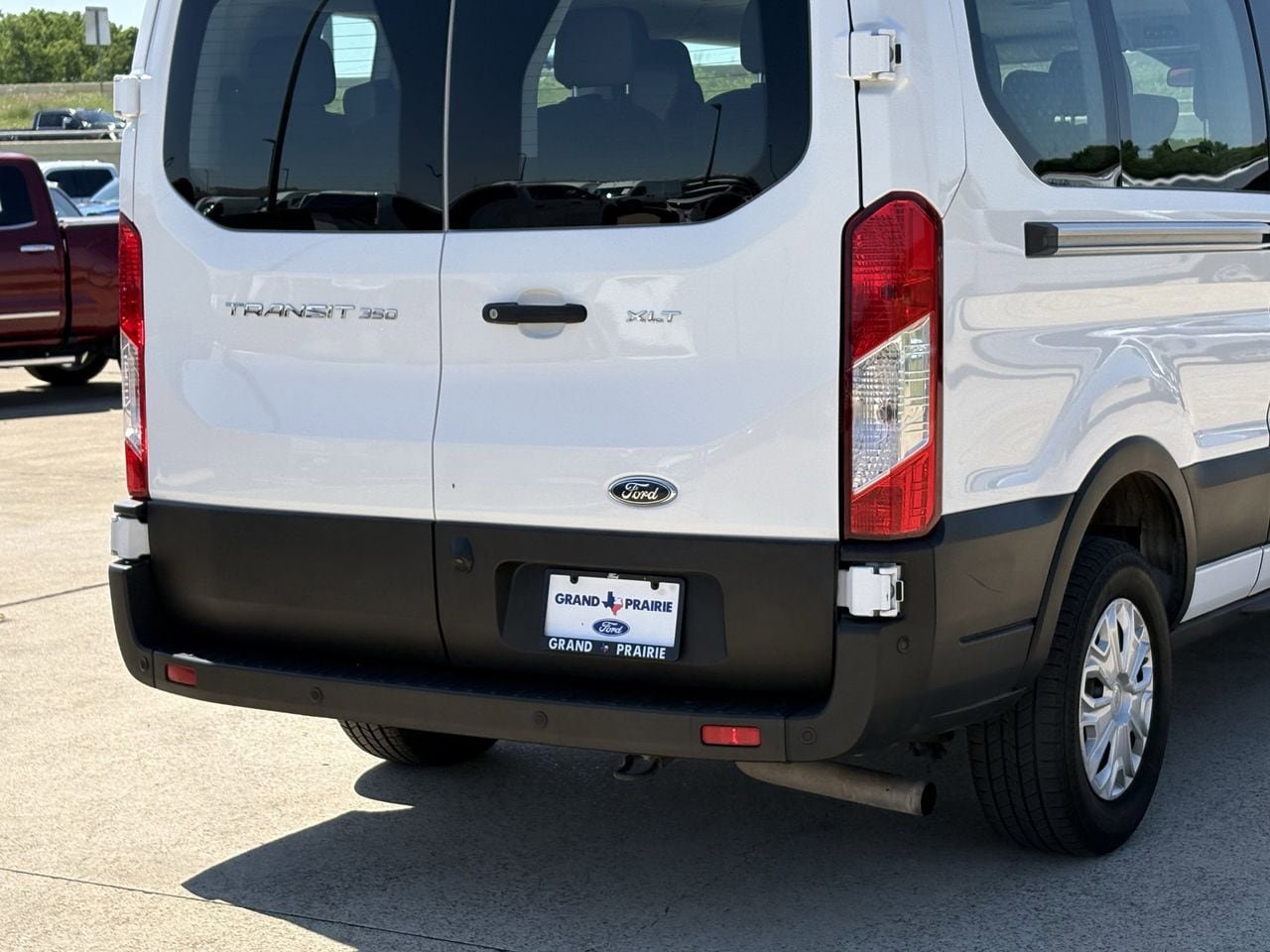 Certified 2023 Ford Transit 350 XLT RWD image 8