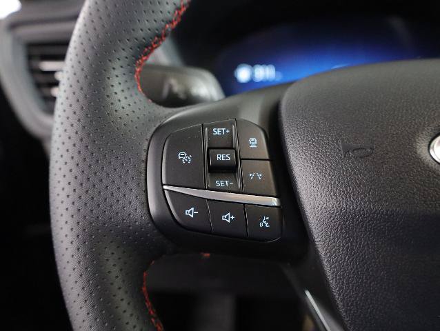 Certified 2025 Ford Escape ST-Line Elite w/ Premium Technology Package AWD/4WD image 15