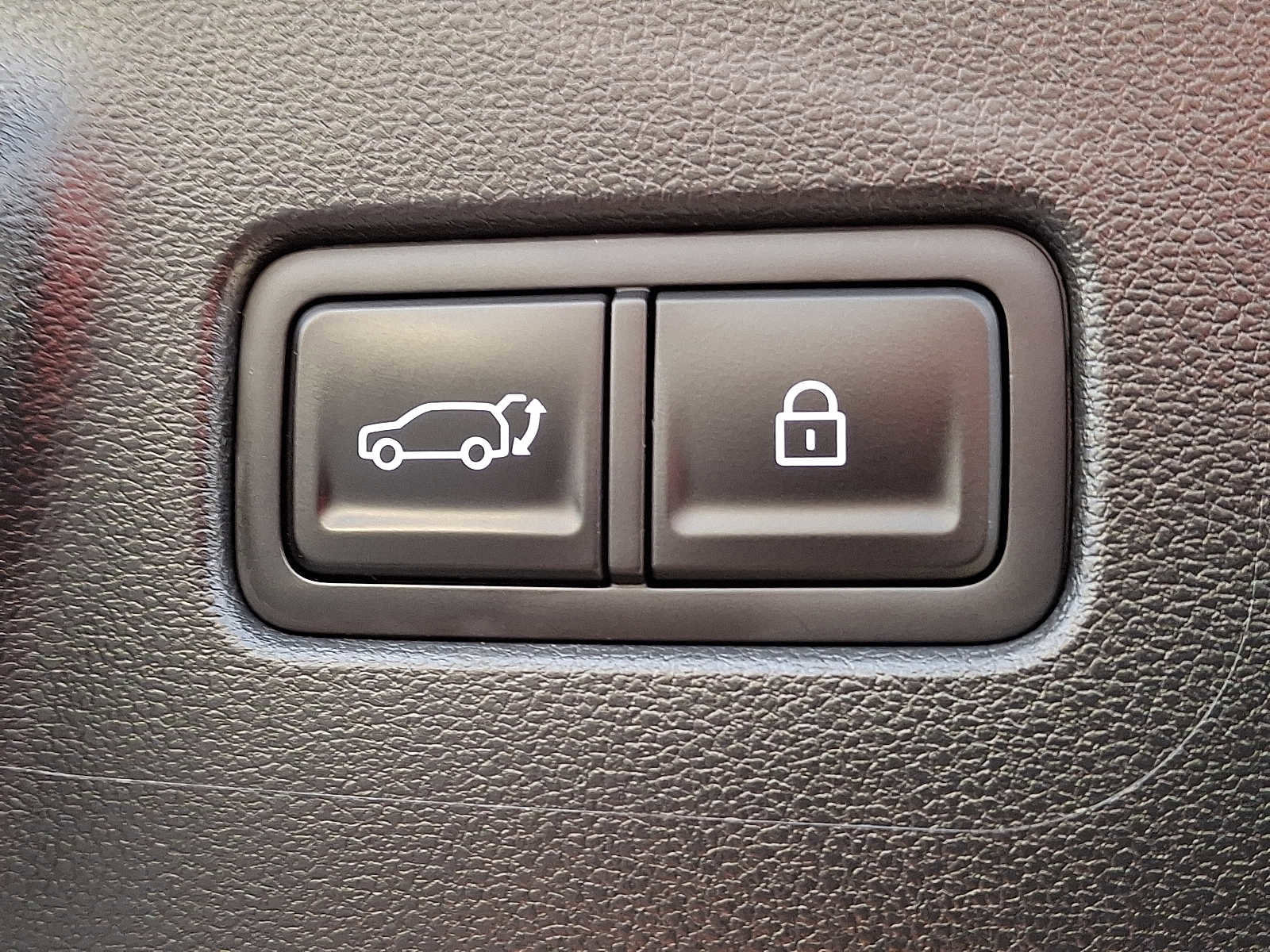 Used 2024 Hyundai Santa Fe XRT image 30