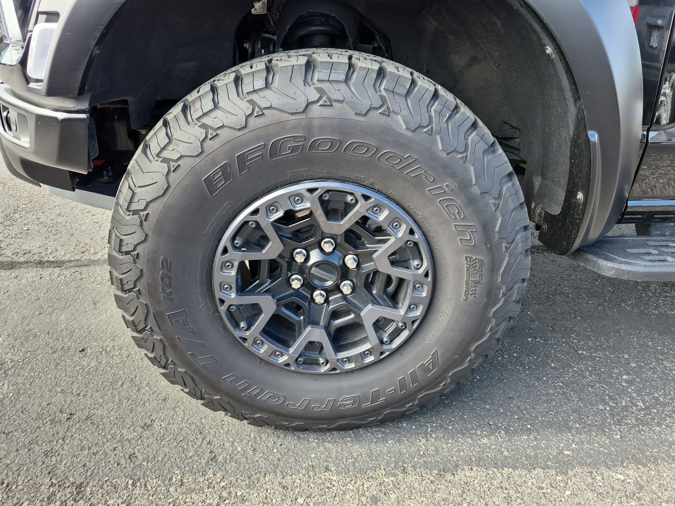 Certified 2026 Ford F150 Raptor w/ Equipment Group 803A Raptor R AWD/4WD image 14