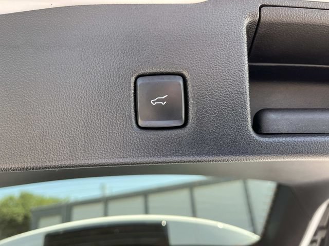 Certified 2020 Ford Escape SEL FWD image 19